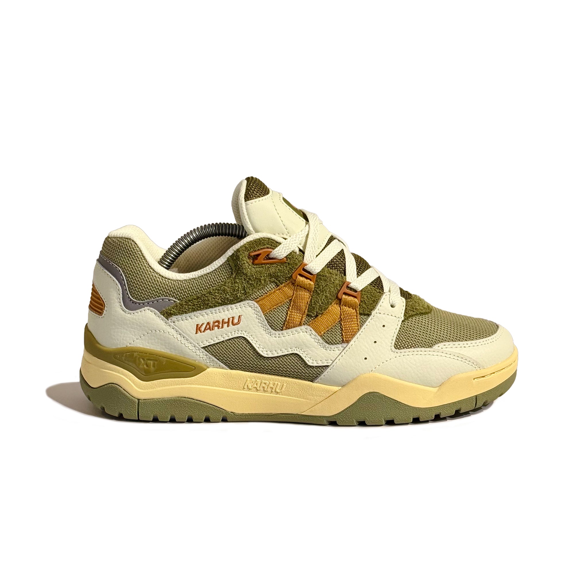 Karhu_XT_green_1_88afe05f-9519-4f99-8af3-7a5db0dc007a.jpg