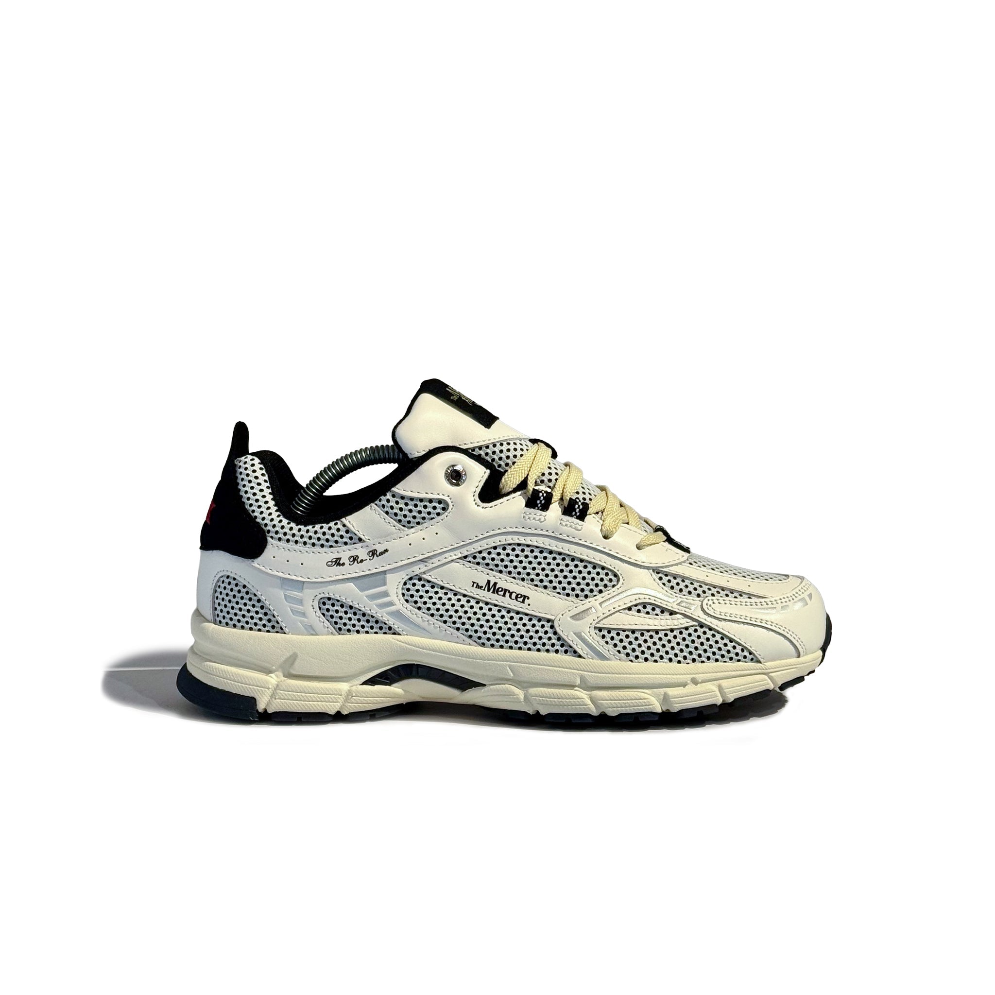 Mercer The Re-run Flag White/Black