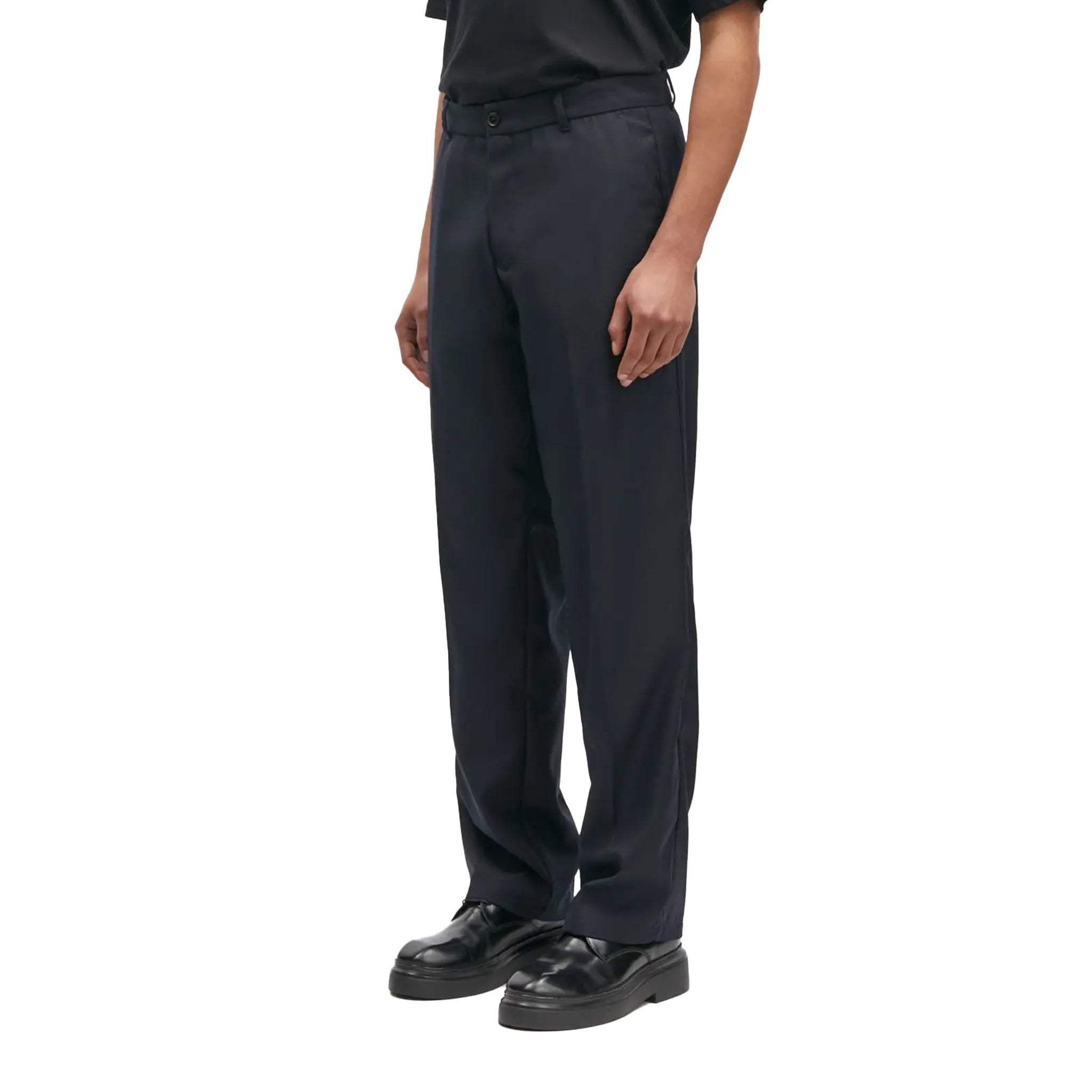 Samsoe_Samsoe_Sanoah_trousers_15350_Salute3_b575387d-e7f5-482c-bd76-85aeac6d2c66.jpg