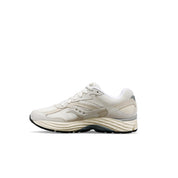 Saucony Progrid omni 9 Off White