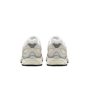 Saucony Progrid omni 9 Off White