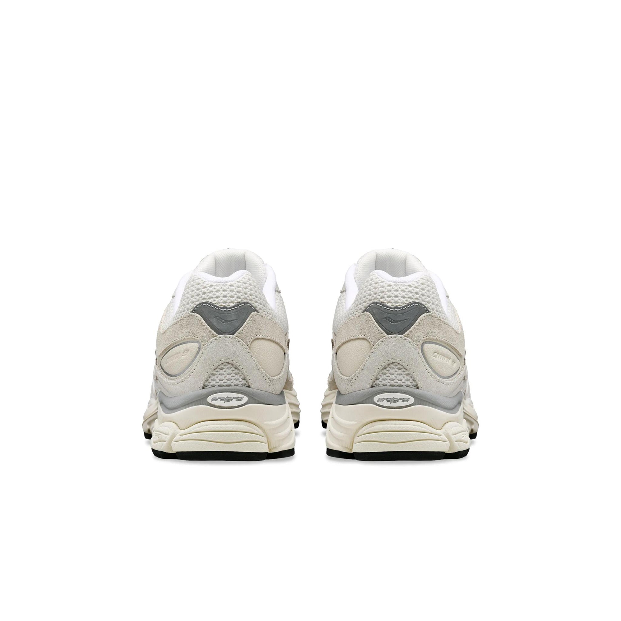 Saucony Progrid omni 9 Off White