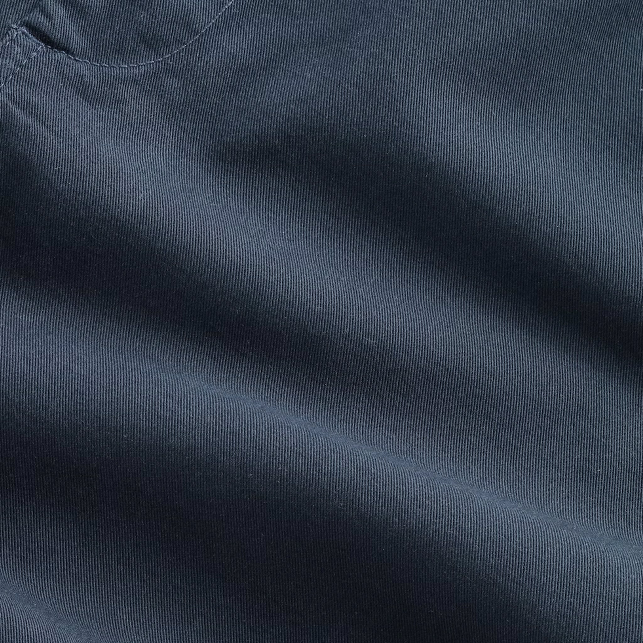 NN.07 Gregor short 1154 Navy
