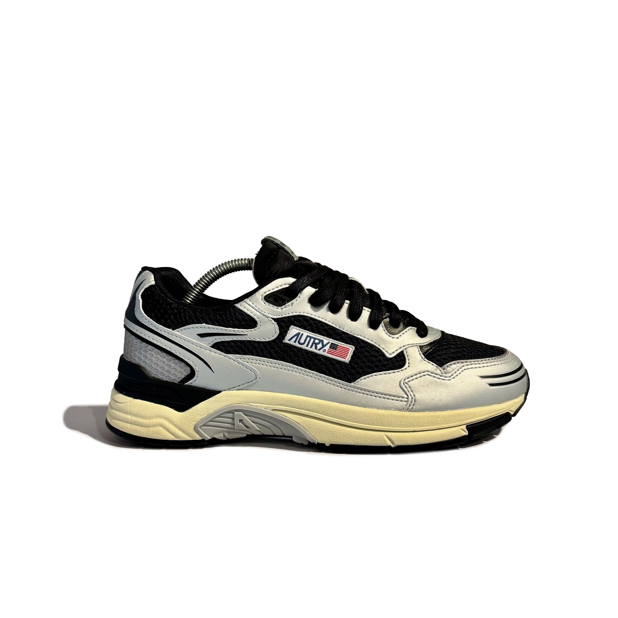 AutryHyperwayblack_silver_1.jpg