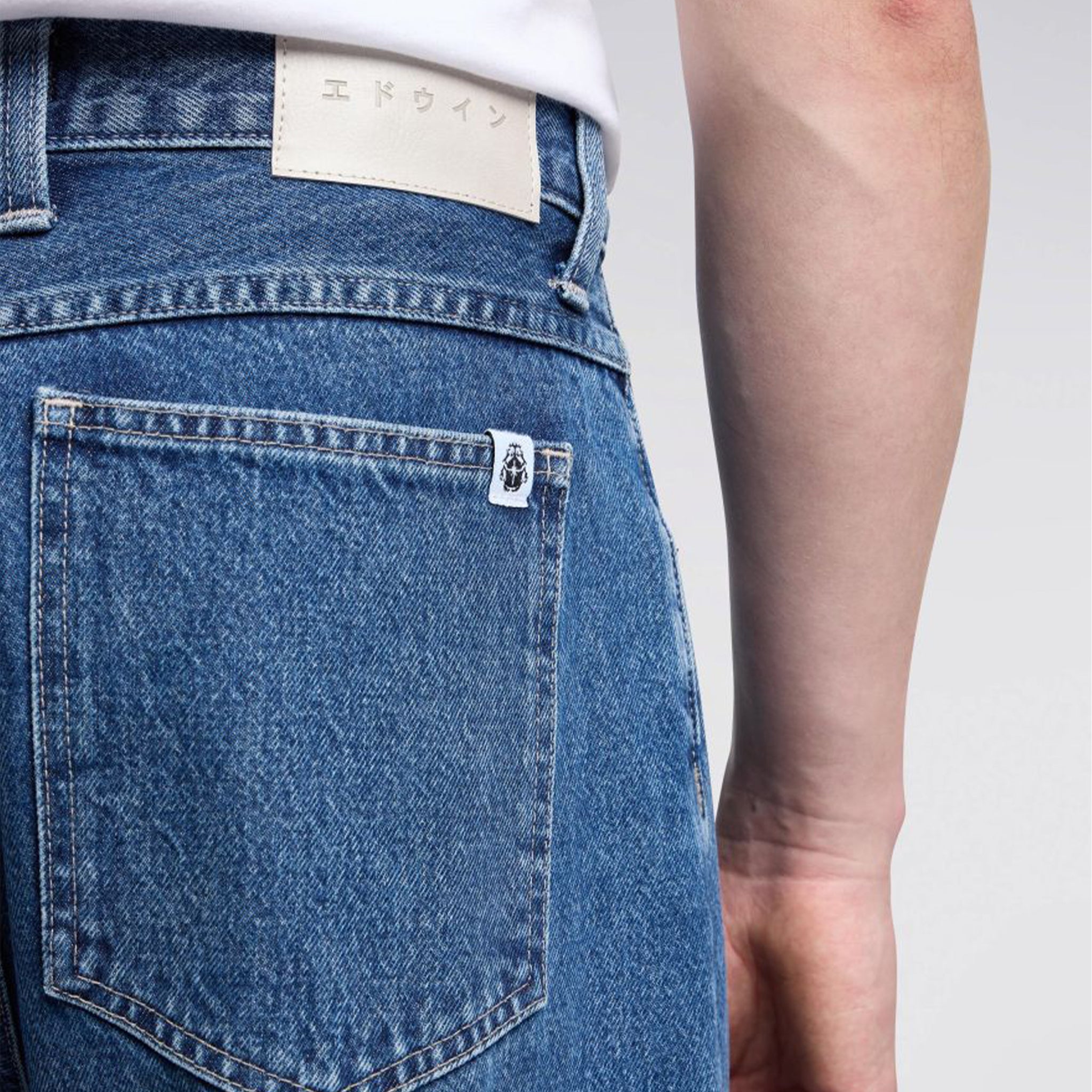 Edwin_Matrix_pant_Mid_marble_wash2_e287c40e-4ee2-4c7b-b07d-a0148f1fb07b.jpg