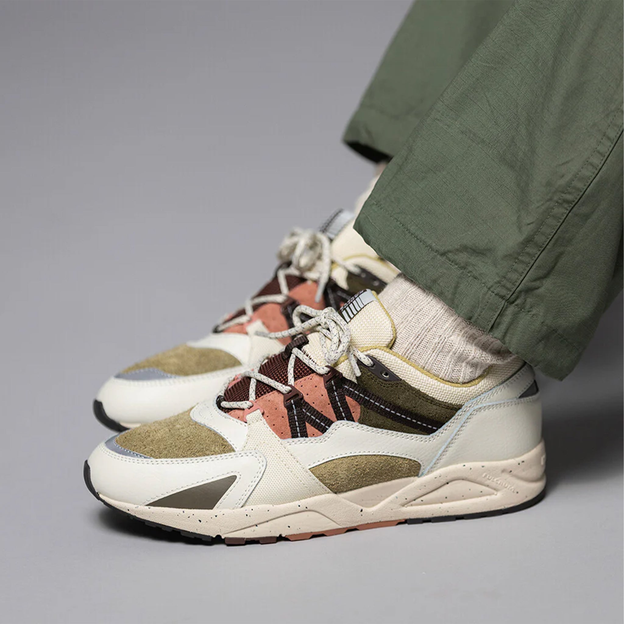 Karhu2.0greenjuist_3_d391275a-998c-4281-90ef-0ab8741bf4a2.jpg