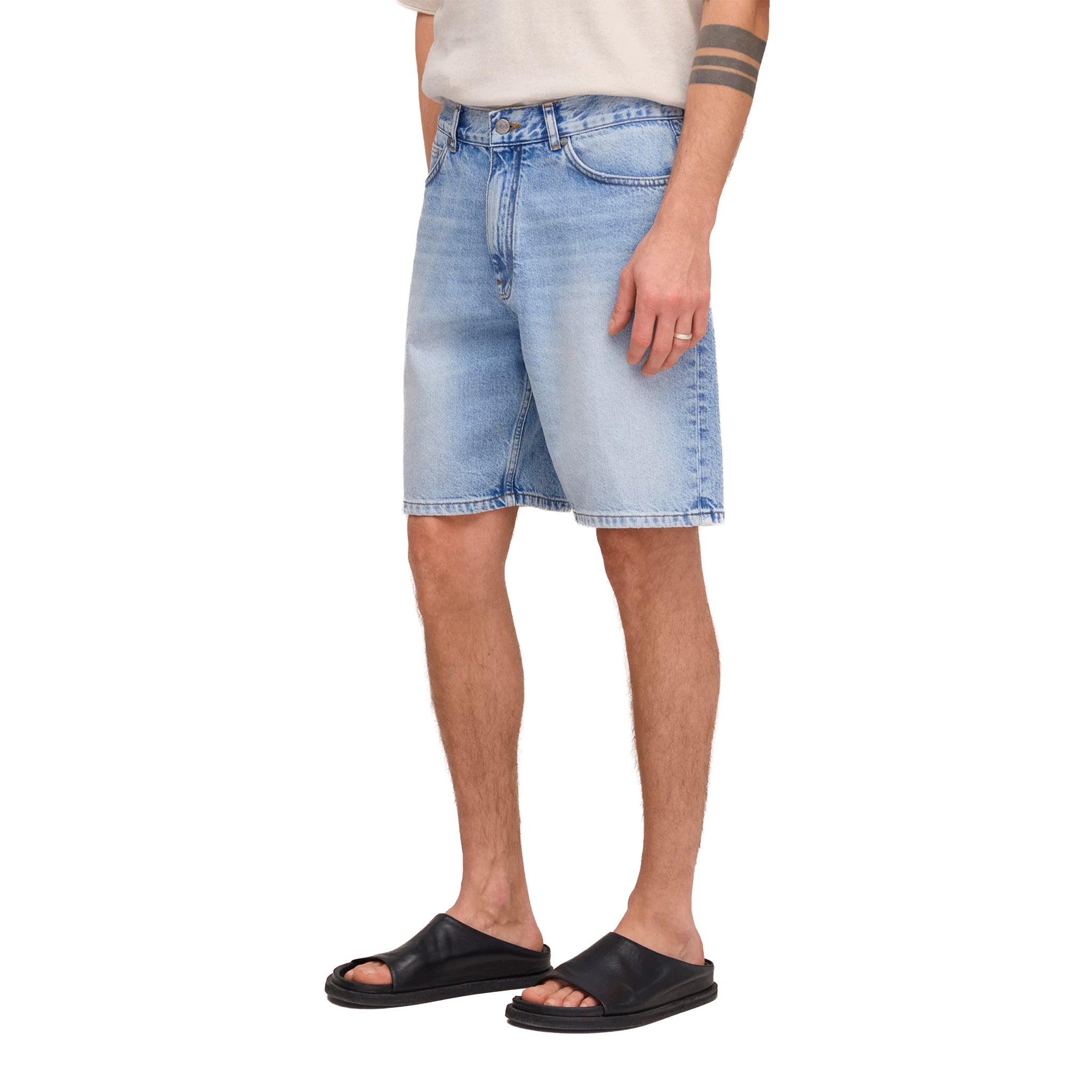 NN07Otisshort_3.jpg