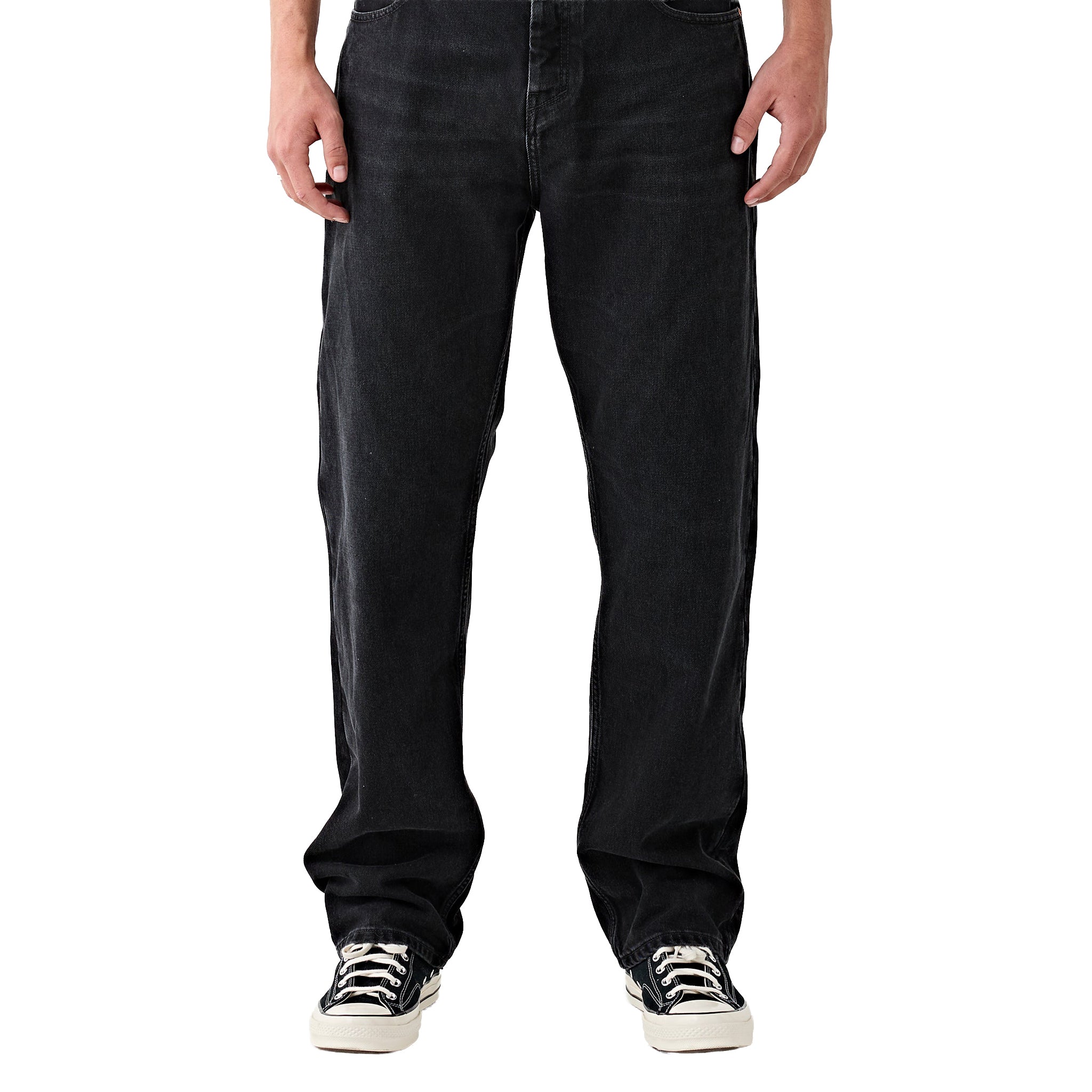 Tenue.LukeCoal_2_99ec833c-5953-4aa4-8574-07bfd3bc673d.jpg