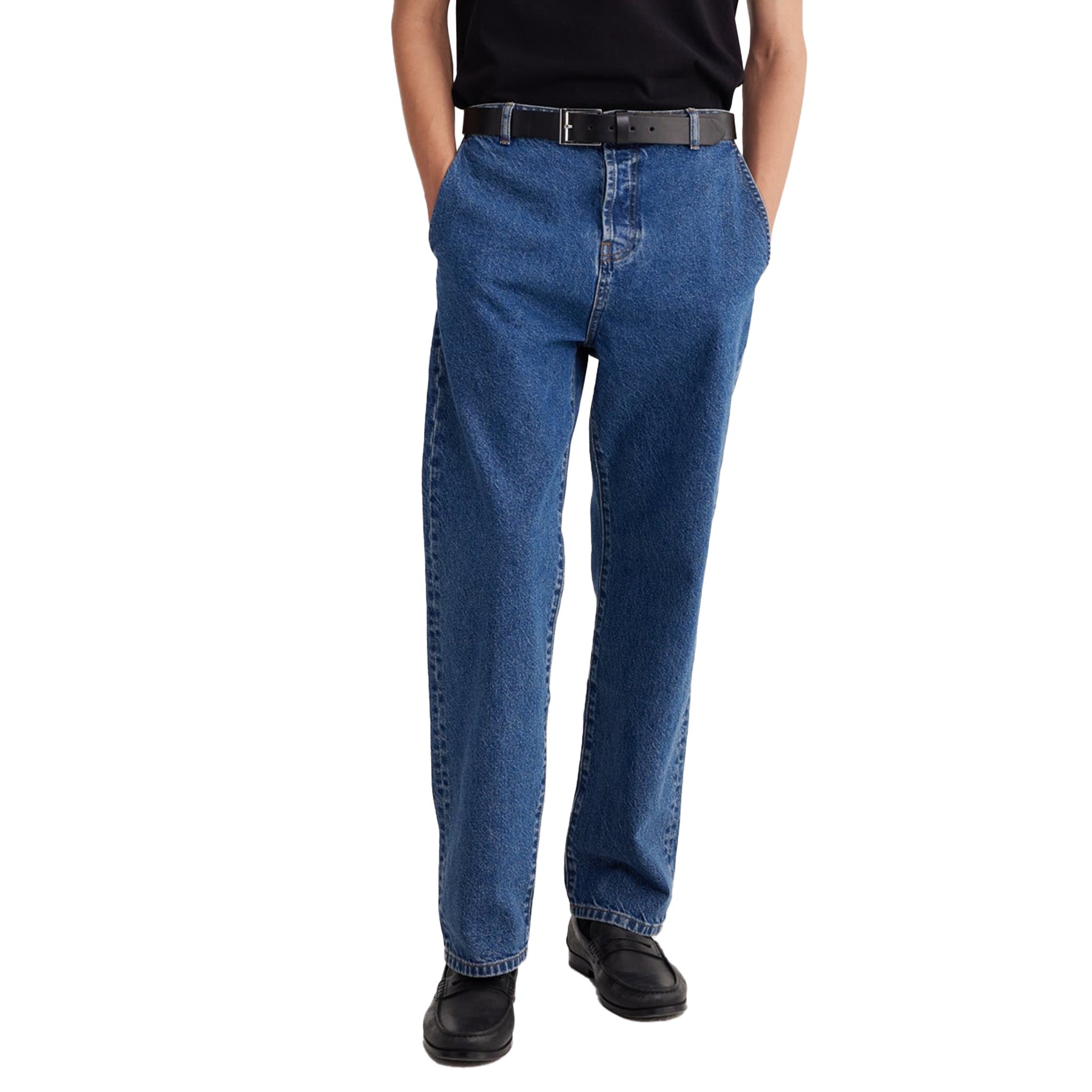 rohee_tapered_leg_indigo_5eaa31b7-3c54-42f4-959c-e25e4fb5235e.jpg